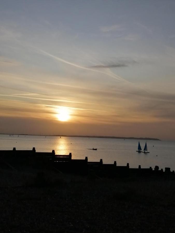Charming Pink House With Perfect Location Apartment Whitstable Luaran gambar